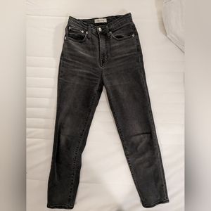 Madewell Mom Jean 23